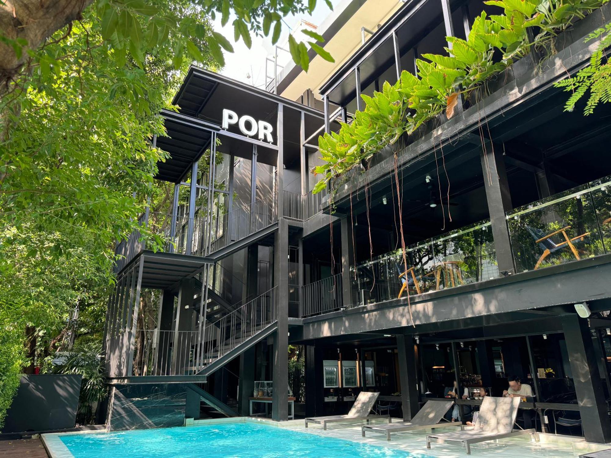 Hotel Por Santitham 3*
