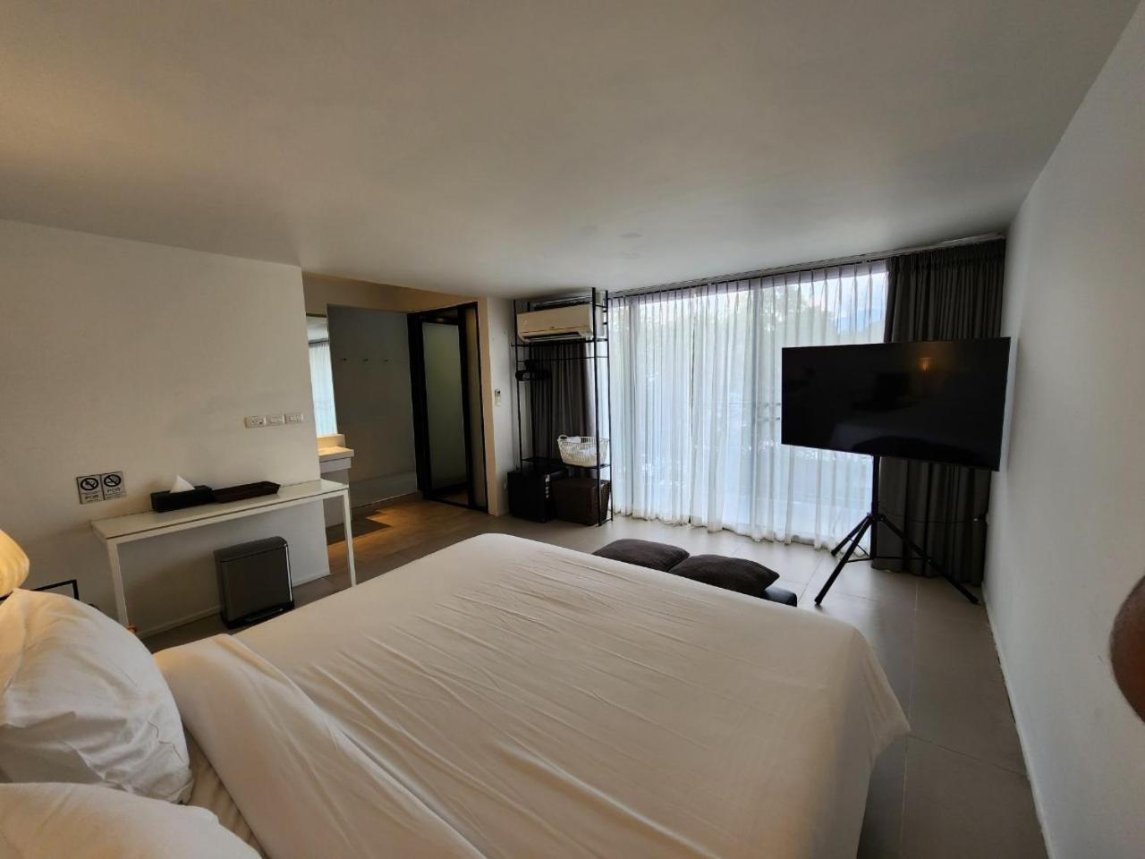 Hotel Por Santitham