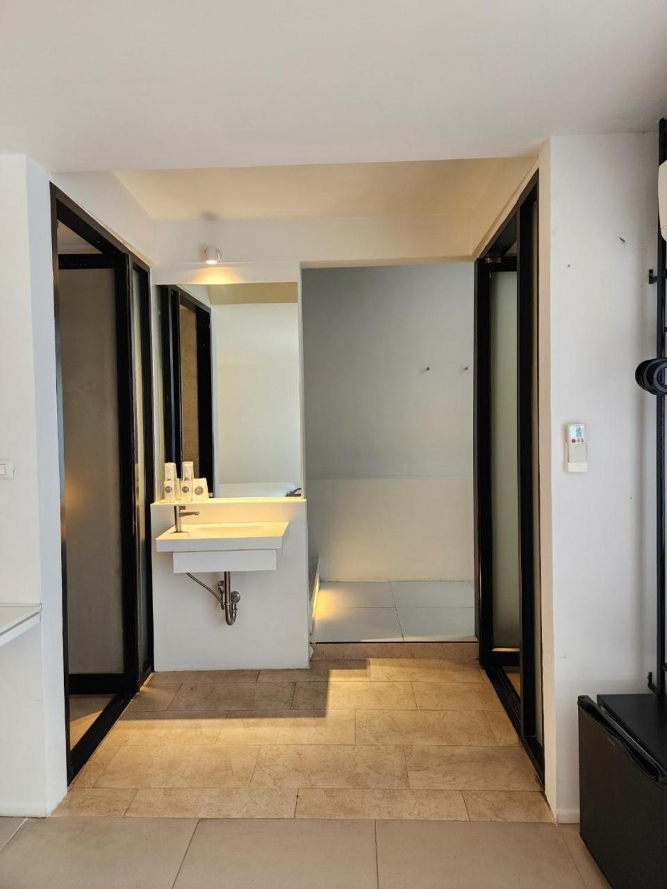 Hotel Por Santitham 3*